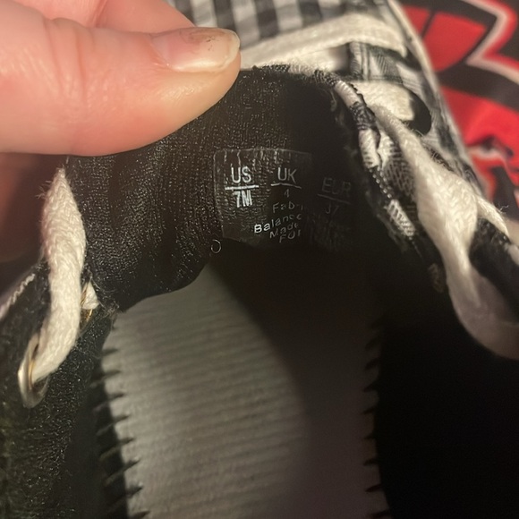 Checkered/plaid sneakers - Picture 4 of 6